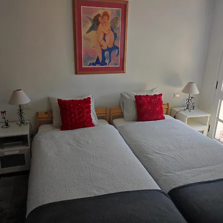 Semesterbostad La Casita *